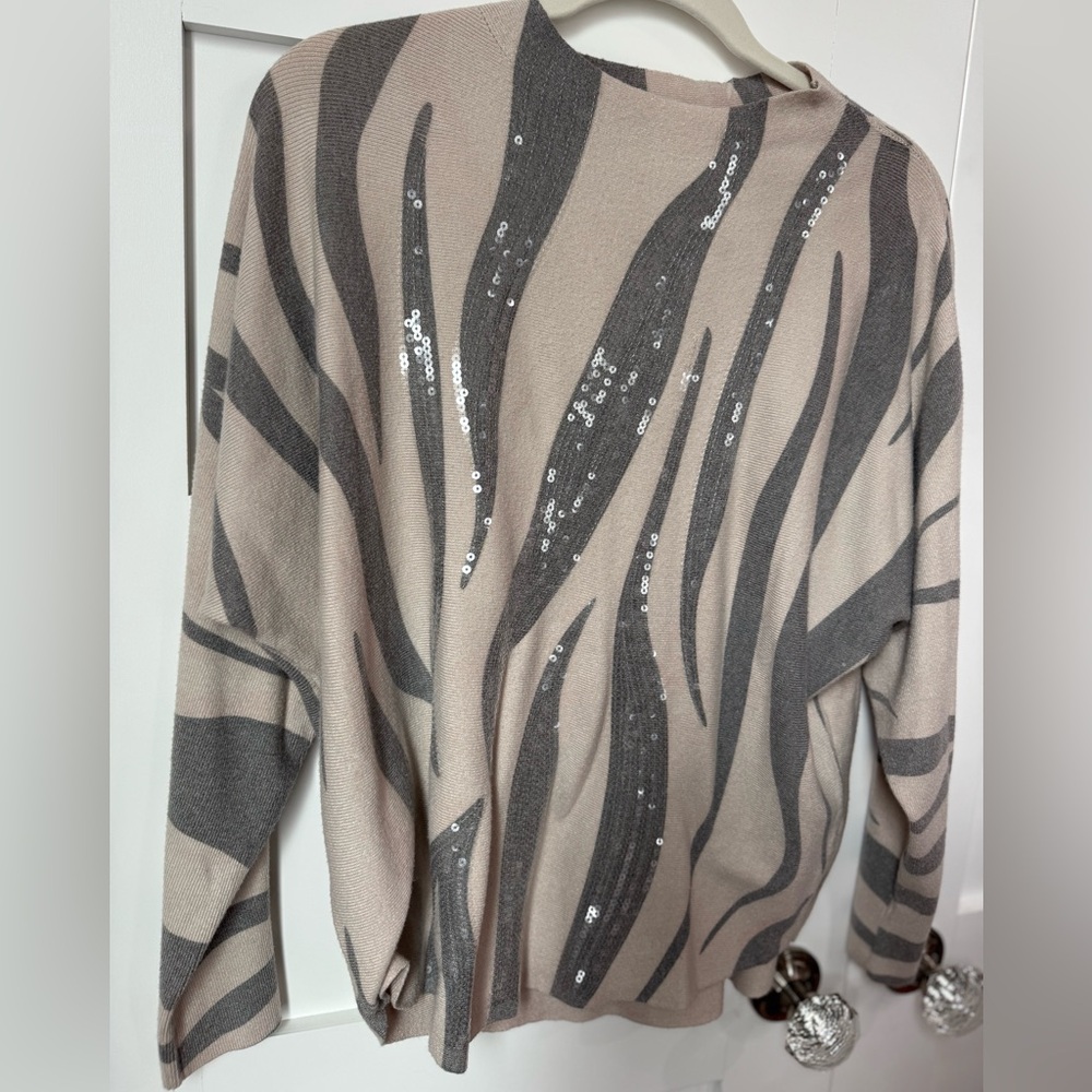 Sioni Sequin Zebra Stripe Sweater size L